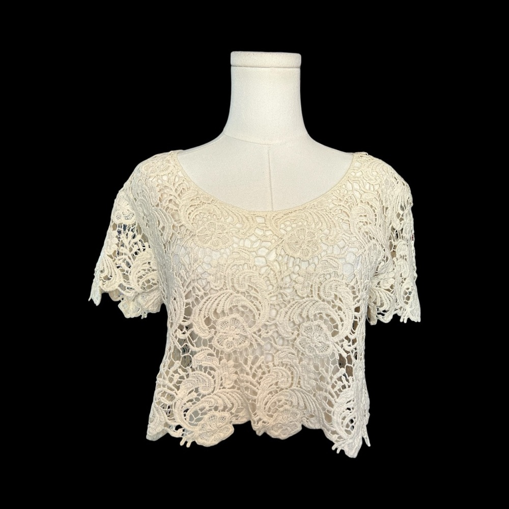 🆕 🤍✨ NWOT DIZZY LIZZY Cream Lace Short Sleeve Top | Sz S